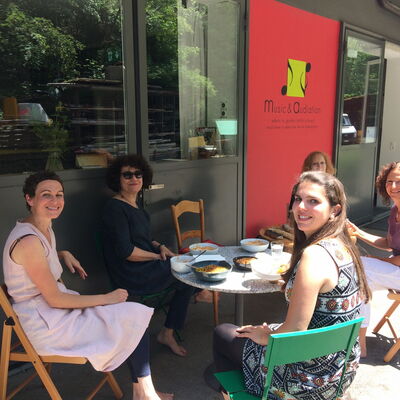 Pause-mit-Silvia-Biferale-Dozentin-ATT-Rom